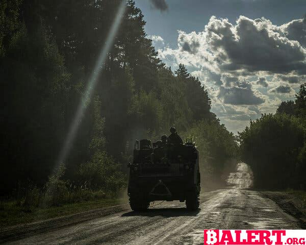 Ukrainian Soldiers Near the Russian Border